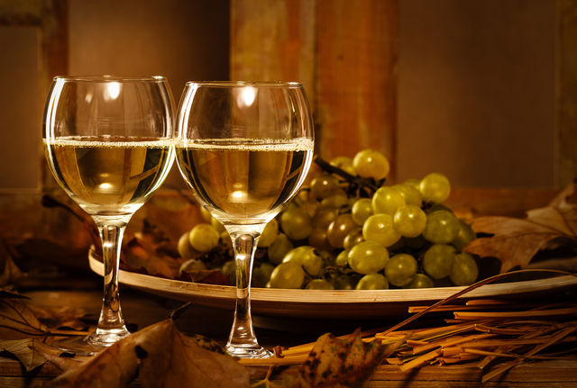 Это безупречное дополнение к горячим и холодным закускам из морепродуктов Это безупречное дополнение к горячим и холодным закускам из морепродуктов