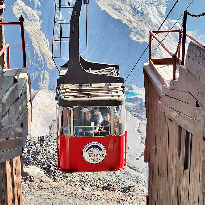 Кавказ Эльбрус маятниковая канатная дорога