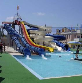 какой аквапарк лучше в лазаревском