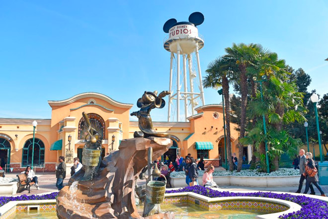 Аттракционы Диснейленда в Париже: описание