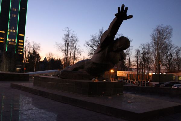 Парк Горького Казань: какие интересные памятники можно увидеть, описание цветомузыкального интерактивного фонтана, чем заняться зимой, как добраться, время работы