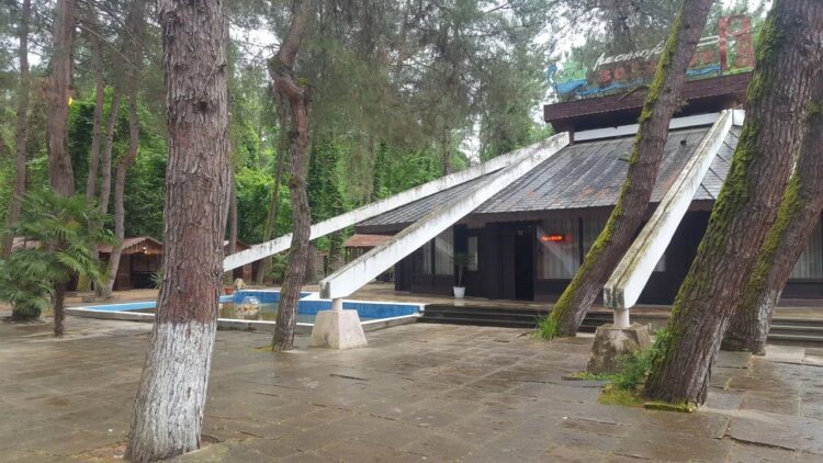 Ресторан Золотое руно в Пицунде