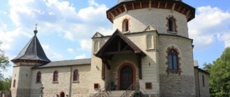 Великий Новгород: древнерусская архитектура и музеи — путешествие в рукописной памяти города